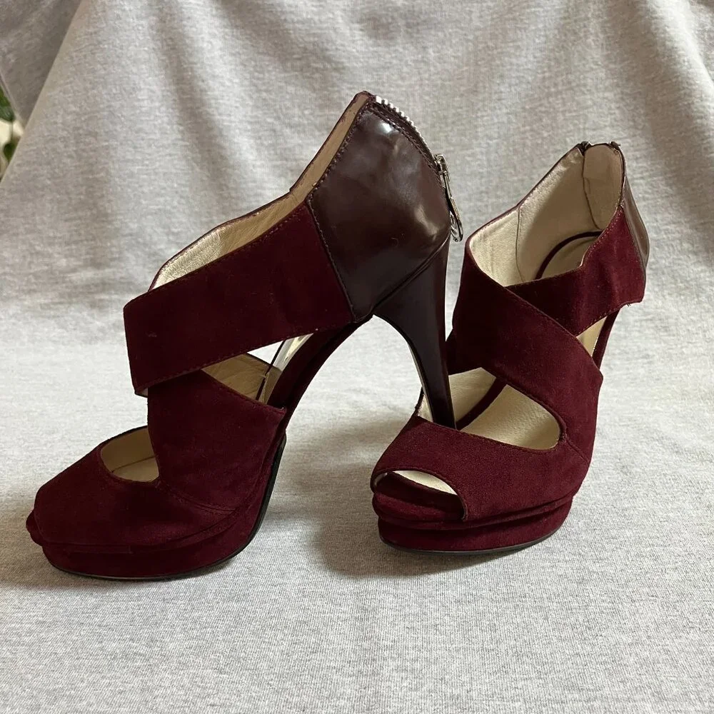 MICHAEL Michael Kors Burgundy Suede/Leather Heels, Never worn. Size 7 - Picture 1 of 12